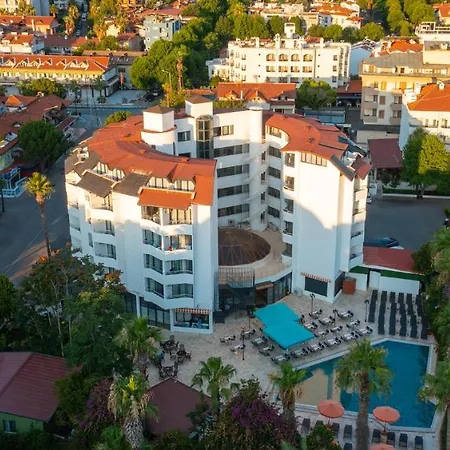 Verde Hotel Otel 4*
