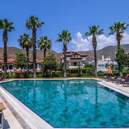 Verde Hotel 4* 말마리스